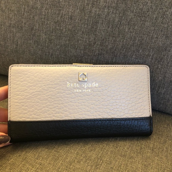 kate spade Handbags - Kate Spade Southport Avenue Stacy Wallet